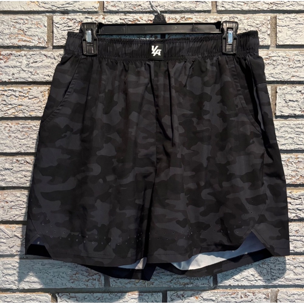 YoungLA Mens Camo Gym Shorts Black Charcoal Camouflage Size Large Athletic